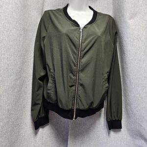 Michel Women's Army Green Black Trim Full Zip Jacket Lightweight Size Large